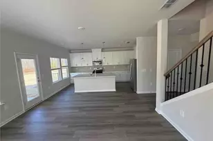 1063 Sope Crk Cir, Pendergrass, GA 30567 - Photo 3