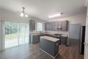 2662 Whispering Pines Dr, Grayson, GA 30017 - Photo 9