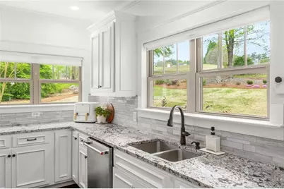 4606 Windsor Drive, Flowery Branch, GA 30542 - Photo 25