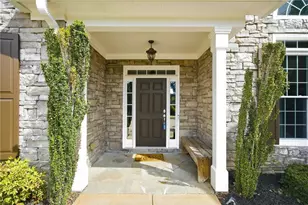 717 Golf Crest Dr, Acworth, GA 30101 - Photo 3