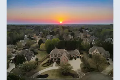 2725 Elkhorn Court, Cumming, GA 30041 - Photo 5