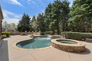 2725 Elkhorn Ct, Cumming, GA 30041 - Photo 9