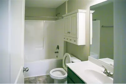 4719 Sweetwater Drive, Gainesville, GA 30504 - Photo 9