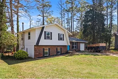 8778 Homewood Court, Riverdale, GA 30274 - Photo 3