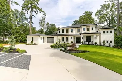 4415 Blackland Drive NE, Marietta, GA 30067 - Photo 3