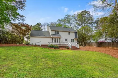 632 Holt Road NE, Marietta, GA 30068 - Photo 3