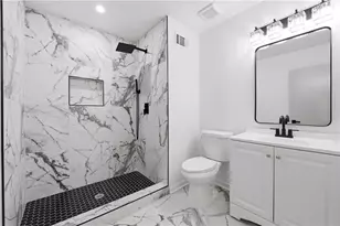 5456 Forest Pines Dr, Lithonia, GA 30058 - Photo 9