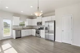 216 Venture Dr, Jackson, GA 30233 - Photo 13