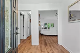 245 E Creek Cir, Roswell, GA 30076 - Photo 5