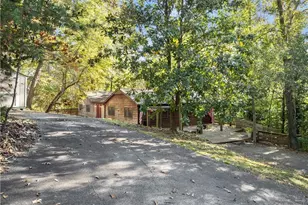 773 Shorewood Cir, Toccoa, GA 30577 - Photo 35