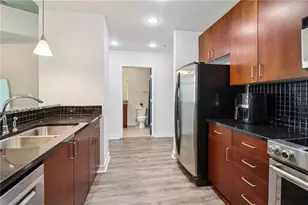 250 Pharr Rd NE, Atlanta, GA 30305 - Photo 7