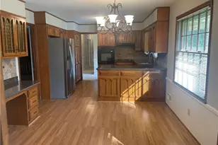 5416 N Richland Creek Rd, Buford, GA 30518 - Photo 5