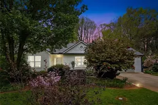 6630 Brittney Ln, Cumming, GA 30040 - Photo 13