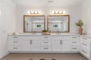 3047 Bunker Hill Cir, Marietta, GA 30062 - Photo 11