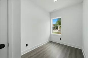 111 Joseph E. Lowery Blvd NW, Atlanta, GA 30314 - Photo 5