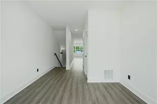 111 Joseph E. Lowery Blvd NW, Atlanta, GA 30314 - Photo 9