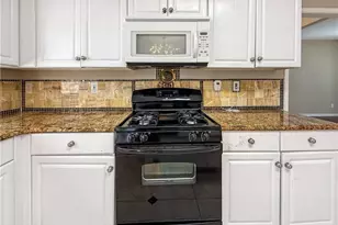 10650 Hawkhurst Way, Johns Creek, GA 30097 - Photo 11