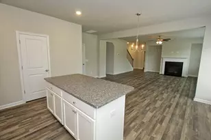 4205 Woodsley Pl, Loganville, GA 30052 - Photo 15