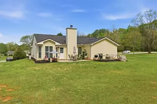 1587 Brush Creek Dr, Winder, GA 30680 - Photo 31