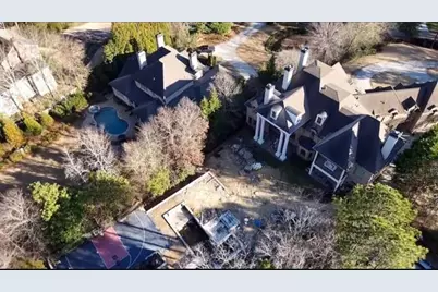 453 Londonberry Road, Atlanta, GA 30327 - Photo 23