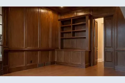 453 Londonberry Road, Atlanta, GA 30327 - Photo 7