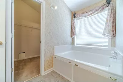 1545 Summit Pond Circle, Loganville, GA 30052 - Photo 33