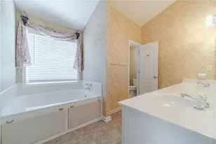 1545 Summit Pond Cir, Loganville, GA 30052 - Photo 35