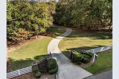 15385 Tullgean Drive, Alpharetta, GA 30004 - Photo 9
