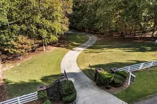 15385 Tullgean Dr, Alpharetta, GA 30004 - Photo 9