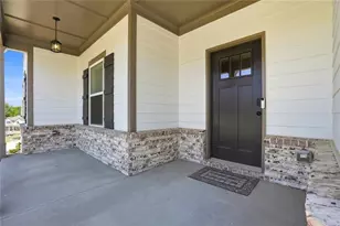449 Banff Dr, Winder, GA 30680 - Photo 3
