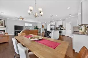 6497 Crosscreek Ln, Flowery Branch, GA 30542 - Photo 3