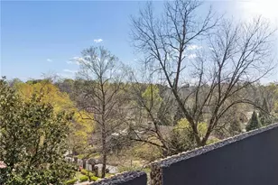 2575 Peachtree Rd NE, Atlanta, GA 30305 - Photo 39