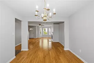 7078 Ravenwood Ln, Lithonia, GA 30038 - Photo 7