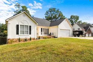 386 Waterfront Dr, McDonough, GA 30253 - Photo 5