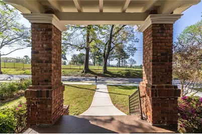 2704 Alston Drive SE, Atlanta, GA 30317 - Photo 3