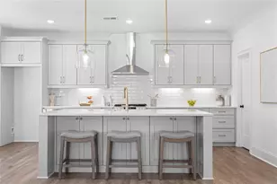 3307 Stillwood Dr, Hapeville, GA 30354 - Photo 3