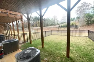 2623 Hedgeway Cir, Kennesaw, GA 30144 - Photo 7