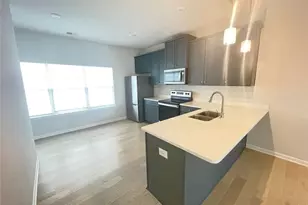 2623 Hedgeway Cir, Kennesaw, GA 30144 - Photo 5