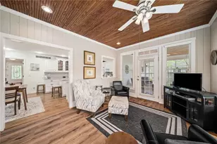 3851 Meadow Ln, Marietta, GA 30062 - Photo 5