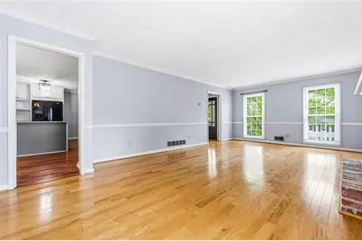 180 Forest Lane NW, Marietta, GA 30064 - Photo 7