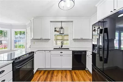 180 Forest Lane NW, Marietta, GA 30064 - Photo 13