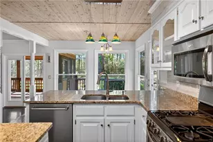 4480 Indian Trace Dr, Alpharetta, GA 30004 - Photo 17