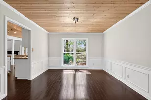 4480 Indian Trace Dr, Alpharetta, GA 30004 - Photo 11