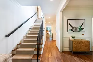 1064 Davis Cir NW, Atlanta, GA 30318 - Photo 3