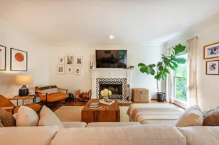 1064 Davis Cir NW, Atlanta, GA 30318 - Photo 19