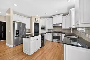 4207 Wyndam Hill Dr, Suwanee, GA 30024 - Photo 5