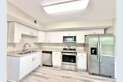 1042 Ascot Court, Riverdale, GA 30296 - Photo 9