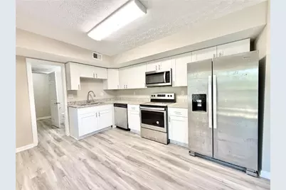 1042 Ascot Court, Riverdale, GA 30296 - Photo 7