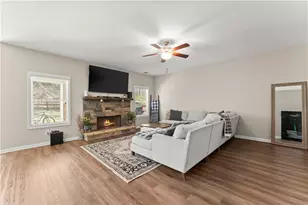 6579 River Station Dr, Lula, GA 30554 - Photo 9