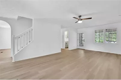 848 Burton Ridge Drive, Loganville, GA 30052 - Photo 9